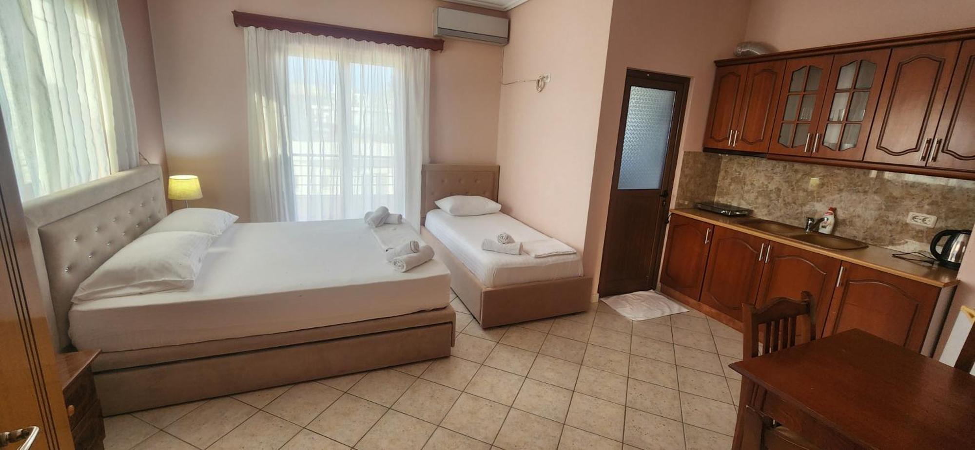 Hotel Vila Danedi Ksamil Exterior photo